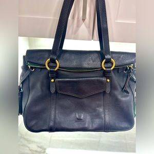 Black Dooney and Bourke shoulder bag. Used but great condition.
